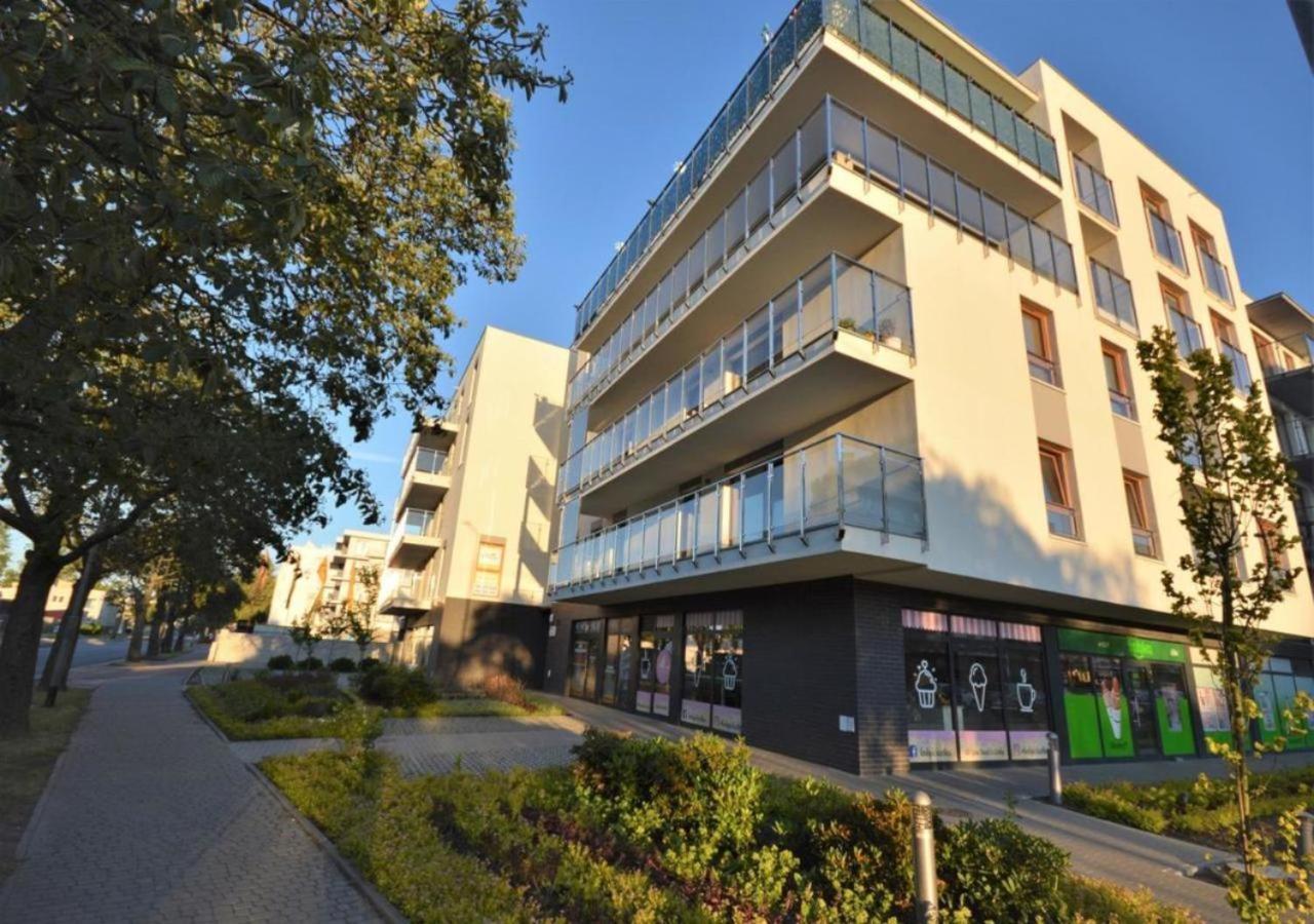 Color Apartments Apartament Black & White Kolobrzeg Exterior photo